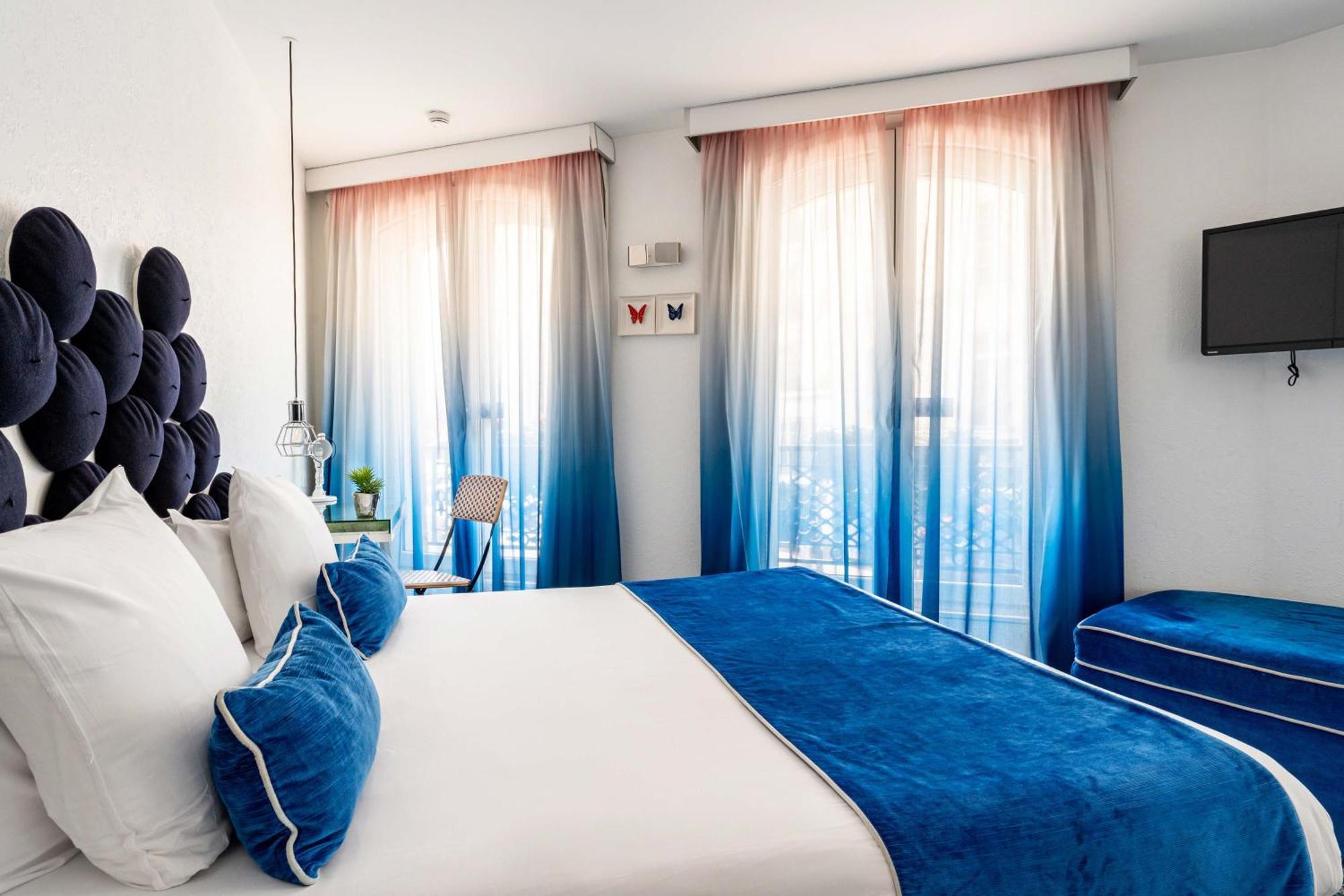 34b - Astotel Parijs